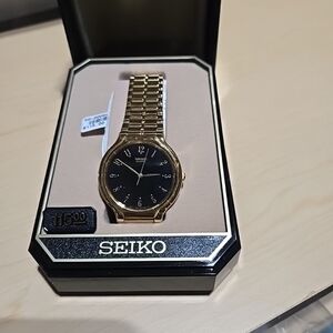 Seiko Gold and Black Men's Watch
